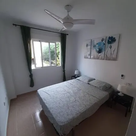 Appartamento Lovely One Bedroom Unit With Balcony And Pool *