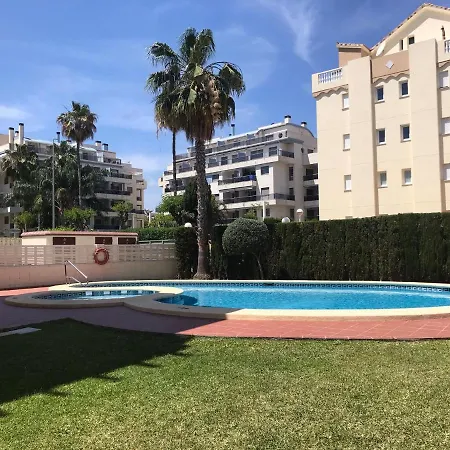 アパート Lovely One Bedroom Unit With Balcony And Pool