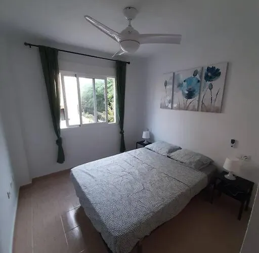アパート Lovely One Bedroom Unit With Balcony And Pool *